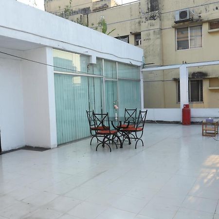Hotel Blue Castle Dhaka Esterno foto