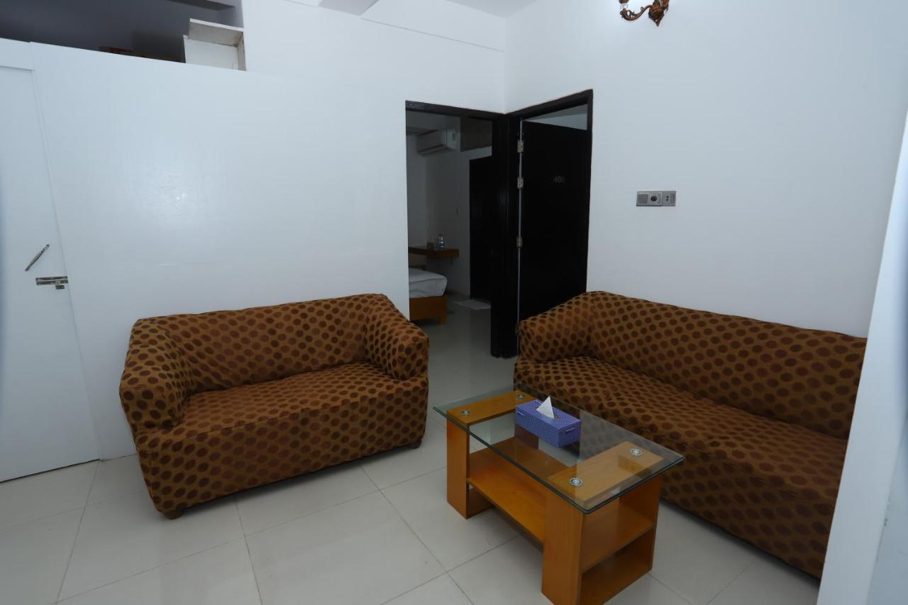 Hotel Blue Castle Dhaka Esterno foto